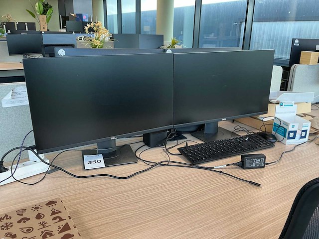 Dell p2419h monitor (24x) - afbeelding 1 van  17