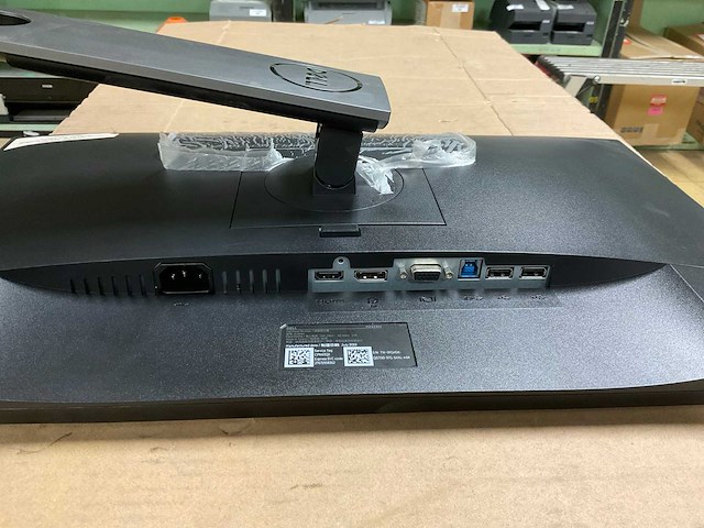 Dell p2419h monitor (3x) - afbeelding 4 van  4