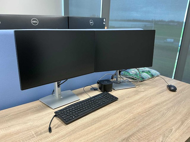 Dell p2465h monitor (4x) - afbeelding 1 van  9