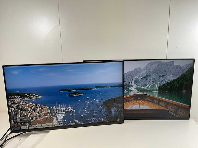 Dell (p2723de) 27”, 2560x1440 (qhd) ips monitors (2x) - afbeelding 1 van  13