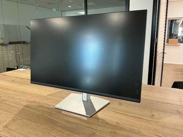 Dell p3221qe 32” monitor (2x) - afbeelding 1 van  4