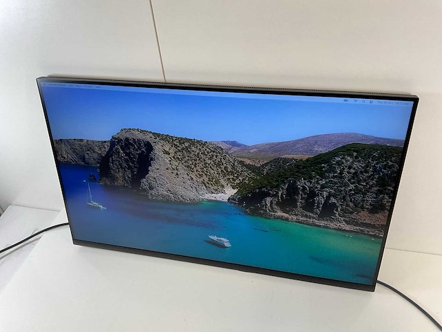 Dell (p3223qe) 32”, 3840x2160 (uhd) ips monitor - afbeelding 3 van  6