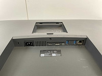 Dell (p3223qe) 32”, 3840x2160 (uhd) ips monitor - afbeelding 6 van  7