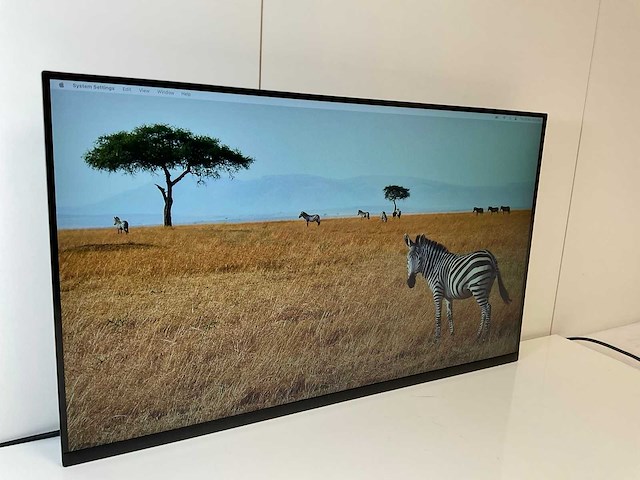 Dell (p3223qe) 32”, 3840x2160 (uhd) ips monitor - afbeelding 3 van  7