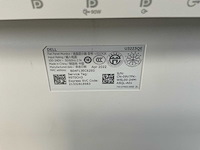 Dell (p3223qe) 32”, 3840x2160 (uhd) ips monitor - afbeelding 6 van  6