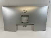 Dell (p3223qe) 32”, 3840x2160 (uhd) ips monitor - afbeelding 1 van  2