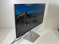 Dell (p3223qe) 32”, 3840x2160 (uhd) ips monitor - afbeelding 3 van  6