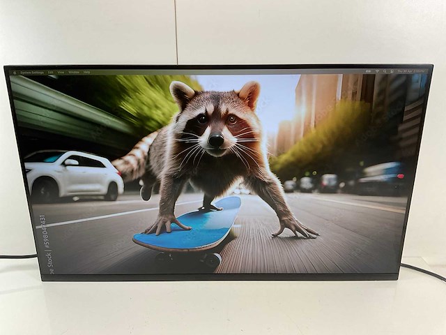 Dell (p3223qe) 32”, 3840x2160 (uhd) ips monitor - afbeelding 1 van  3