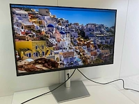 Dell (p3223qe) 32”, 3840x2160 (uhd) ips monitor - afbeelding 2 van  6