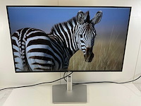 Dell (p3225qe) 32”, 3840x2160 (uhd) ips monitor - afbeelding 1 van  6