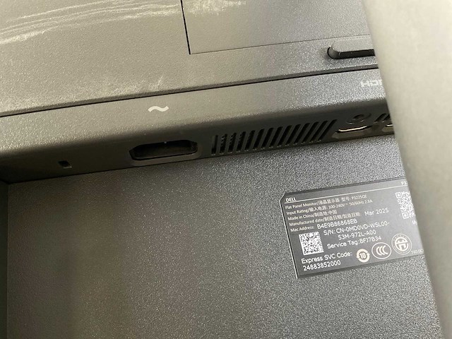 Dell (p3225qe) 32”, 3840x2160 (uhd) ips monitor - afbeelding 6 van  6