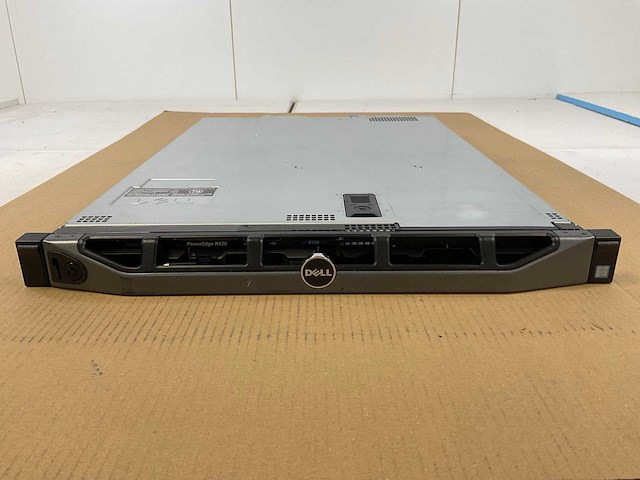 Dell (poweredge r430) - 2x xeon(r) e5-2620 v4, 8x 16 gb ram, 2x 120 gb intel (ssdsc2bb120g7r) 1u-2-socket rack mount chassis - afbeelding 1 van  10