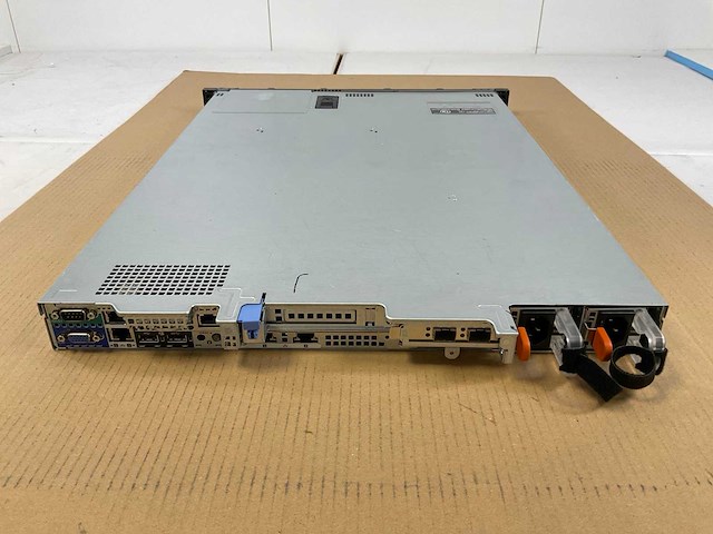 Dell (poweredge r430) - 2x xeon(r) e5-2620 v4, 8x 16 gb ram, 2x 120 gb intel (ssdsc2bb120g7r) 1u-2-socket rack mount chassis - afbeelding 7 van  10