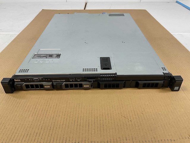 Dell (poweredge r430) - 2x xeon(r) e5-2620 v4, 8x 16 gb ram, 2x 120 gb intel (ssdsc2bb120g7r) 1u-2-socket rack mount chassis - afbeelding 8 van  10