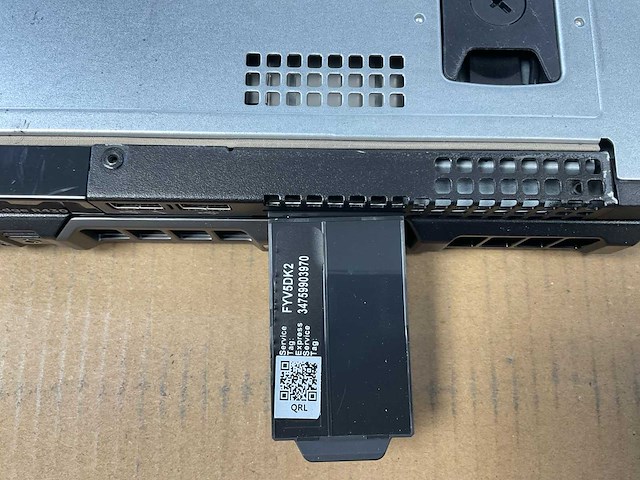 Dell (poweredge r430) - 2x xeon(r) e5-2620 v4, 8x 16 gb ram, 2x 120 gb intel (ssdsc2bb120g7r) 1u-2-socket rack mount chassis - afbeelding 2 van  10