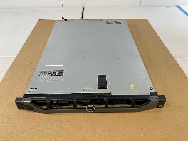 Dell (poweredge r430) - 2x xeon(r) e5-2620 v4, 8x 16 gb ram, 2x 120 gb intel (ssdsc2bb120g7r) 1u-2-socket rack mount chassis - afbeelding 2 van  9
