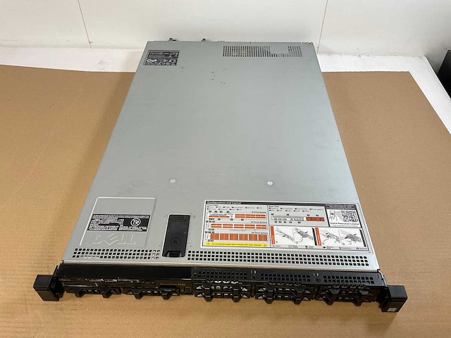 Dell poweredge r630, 2x xeon(r) e5-2660 v4, 256 gb ram(8x 32gb), no hdd rack mount chassis - afbeelding 2 van  4