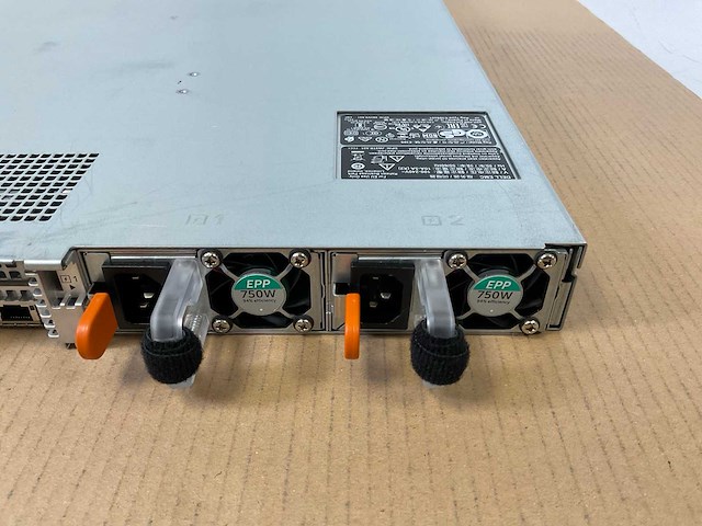 Dell (poweredge r640) - 2x xeon(r) gold 6226r, 12x 32 gb ram, no hdd 1u-2-socket rack mount chassis - afbeelding 5 van  7
