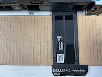 Dell (poweredge r640) - 2x xeon(r) silver 4108, 2x 32 gb ram, 3x 300 gb toshiba ssd (al14sxb30eny) 1u-2-socket rack mount chassis - afbeelding 4 van  7