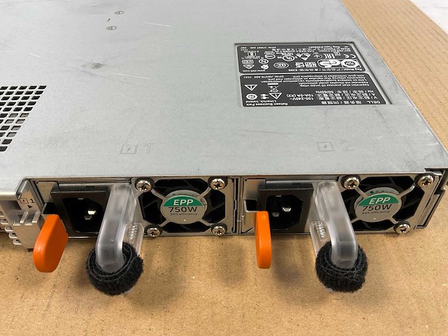 Dell (poweredge r640) - xeon(r) gold 5115, 256 gb ram (8x32gb), no hdd rack mount chassis - afbeelding 7 van  8