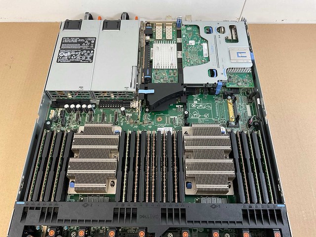 Dell (poweredge r640), 2x xeon(r) gold 5218, 768 gb ram(12x 64 gb), no hdd rack mount chassis - afbeelding 3 van  4