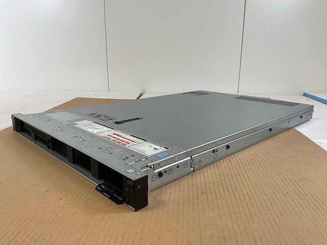 Dell poweredge r640, 2x xeon(r) gold 6226r, 12x 32 gb ram, no hdd rack mount chassis - afbeelding 4 van  8