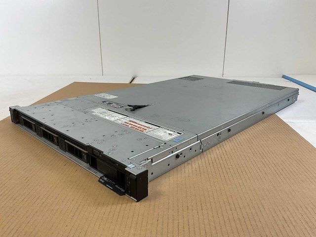 Dell poweredge r640, 2x xeon(r) silver 4108, 2x 32 gb ram, 3x 300 gb sas(al14sxb30eny) rack mount chassis - afbeelding 4 van  9