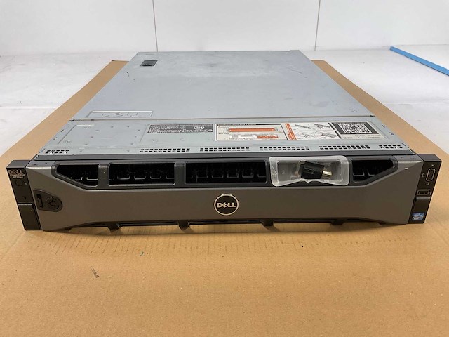 Dell (poweredge r720xd) - 2x xeon(r) e5-2620, 12x 8 gb ram, 1x 147 gb seagate (st9146852ss) 2u-2-socket rack mount chassis - afbeelding 1 van  9