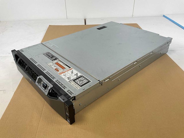 Dell (poweredge r720xd) - 2x xeon(r) e5-2620, 24x 8 gb ram, 14x 147 gb seagate (st9146852ss) 2u-2-socket rack mount chassis - afbeelding 5 van  10