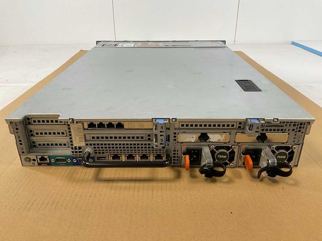 Dell (poweredge r720xd) - 2x xeon(r) e5-2620, 24x 8 gb ram, 14x 147 gb seagate (st9146852ss) 2u-2-socket rack mount chassis - afbeelding 8 van  10