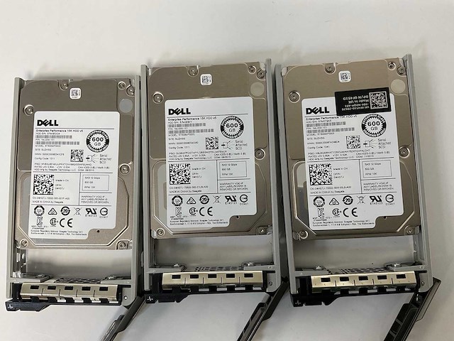 Dell poweredge r730, 2x xeon(r) e5-2637 v3, 4x 16 gb ram, 8x 600 gb sas(st600mp0005) rack mount chassis - afbeelding 2 van  11