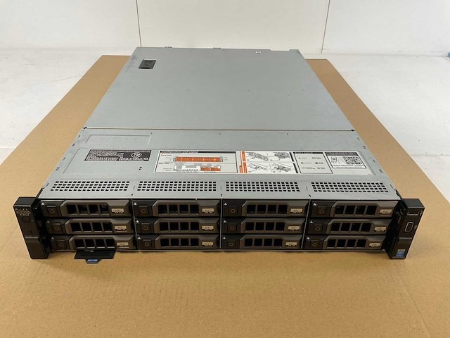 Dell (poweredge r730xd) - xeon(r) e5-2650 v3, 128 gb ram (8x16gb), 48 tb sas rack mount chassis - afbeelding 1 van  9
