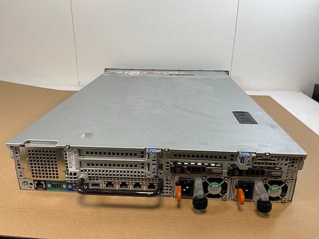 Dell poweredge r730xd, xeon(r) e5-2630 v4, 32 gb ram(2x 16gb), 2x 120 gb ssd(ssdsc2bb120g7r) - 12x 1.8 tb sas(st1800mm0198) rack mount chassis - afbeelding 10 van  13