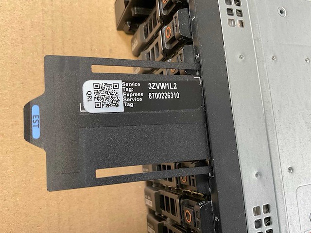 Dell poweredge r730xd, xeon(r) e5-2630 v4, 32 gb ram(2x 16gb), 2x 120 gb ssd(ssdsc2bb120g7r) - 12x 1.8 tb sas(st1800mm0198) rack mount chassis - afbeelding 12 van  13