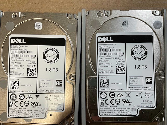 Dell poweredge r730xd, xeon(r) e5-2630 v4, 32 gb ram(2x 16gb), 2x 120 gb ssd(ssdsc2bb120g7r) - 7x 1.8 tb sas(st1800mm0198) rack mount chassis - afbeelding 5 van  12