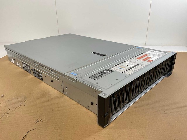 Dell poweredge r740xd, 2x xeon(r) gold 6132, 128 gb ram(2x 64gb), no hdd rack mount chassis - afbeelding 3 van  9