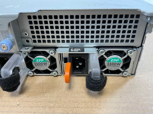 Dell poweredge r740xd, xeon(r) silver 4216, 64 gb ram(4x 16gb), 6x 1.2 tb sas(al15seb120ny) - 2x 300 gb sas(al14sxb30eny) rack mount chassis - afbeelding 4 van  4