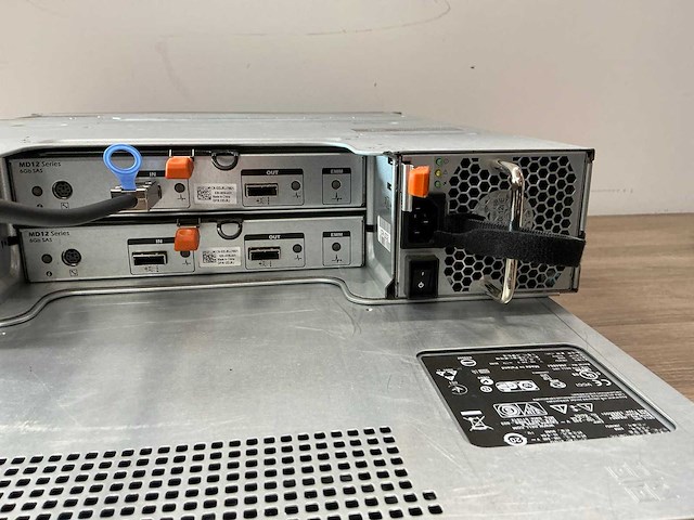 Dell poweredge r810 + powervault md1220 server - afbeelding 2 van  13