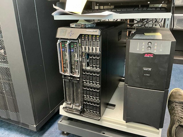 Dell poweredge vrtx bladeserver - afbeelding 1 van  5