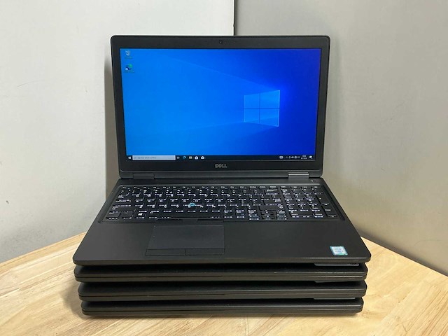 Dell precision 3520(i7) laptop (4x) - afbeelding 1 van  10
