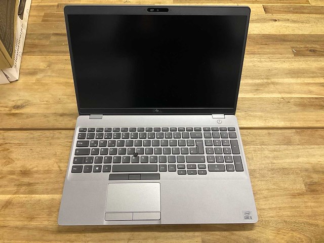 Dell precision 3550 laptop - afbeelding 1 van  5