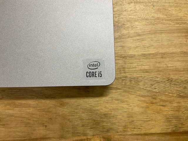 Dell precision 3550 laptop - afbeelding 2 van  5