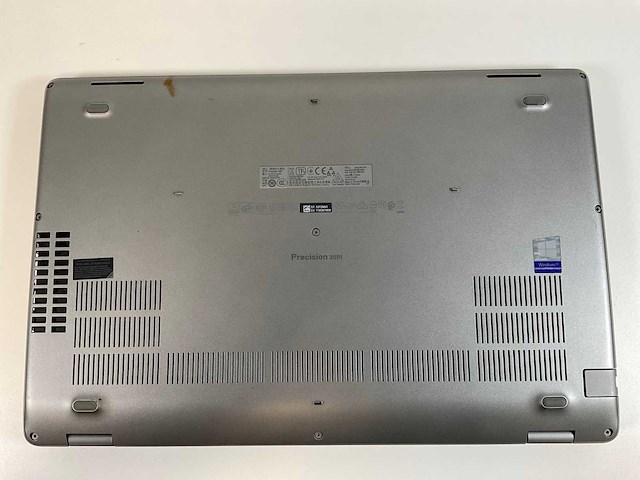 Dell precision 3551 15.5”, core(tm) i7 10th gen, 32 gb ram, 512 gb nvme, nvidia quadro p620 4gb laptop - afbeelding 3 van  3