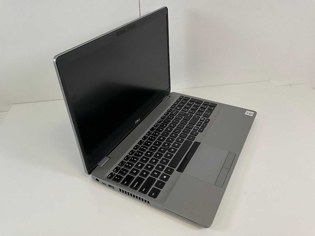Dell precision 3551 15.6”, core(tm) i7 10th gen, 32 gb ram, 512 gb nvme, nvidia quadro p620 4 gb laptop - afbeelding 2 van  7