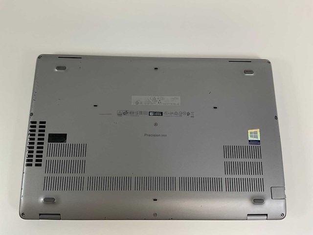 Dell precision 3551 15.6”, core(tm) i7 10th gen, 32 gb ram, 512 gb nvme, nvidia quadro p620 4 gb laptop - afbeelding 6 van  7