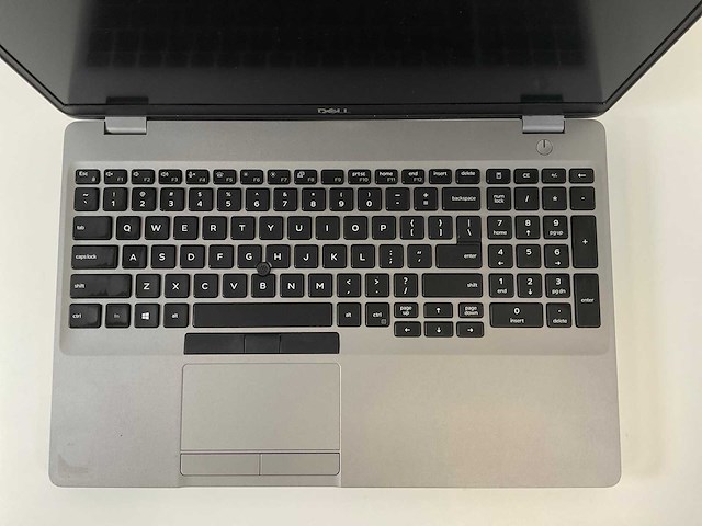 Dell precision 3551 15.6”, core(tm) i7 10th gen, 32 gb ram, 512 gb nvme, nvidia quadro p620 4 gb laptop - afbeelding 4 van  7