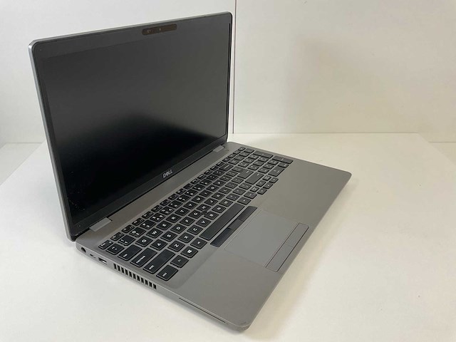 Dell precision 3551 15.6”, core(tm) i7 10th gen, 32 gb ram, 512 gb nvme, nvidia quadro p620 4 gb laptop - afbeelding 2 van  7