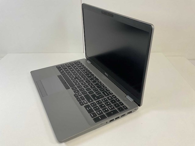Dell precision 3551 15.6”, core(tm) i7 10th gen, 32 gb ram, 512 gb nvme, nvidia quadro p620 4 gb laptop - afbeelding 3 van  7