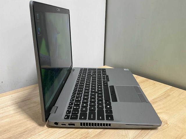 Dell precision 3551(i9) laptop - afbeelding 5 van  9
