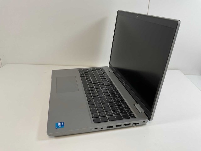 Dell precision 3561 15.5”, core(tm) i7 11th gen, 32 gb ram, 512 gb nvme, nvidia t600 mobile 4gb laptop - afbeelding 2 van  4
